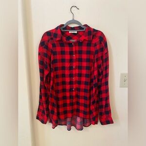 eesome Black and Red Plaid Button Down Shirt Oversized Lightweight Holiday